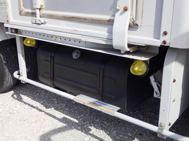 サイド側にもステップが付いています！