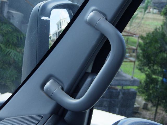 アシストグリップも付いてます