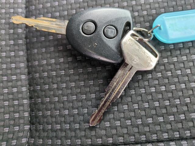 ハイゼットカーゴ ＤＸ　ＳＡＩＩＩ　内地中古　両側スライドドア　ＰＳ　ＰＷ　ＡＣ　キーレス　ＥＴＣ　アイドリングストップ（26枚目）