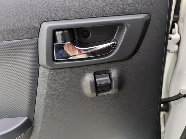 後部座席もパワーウインドーです！