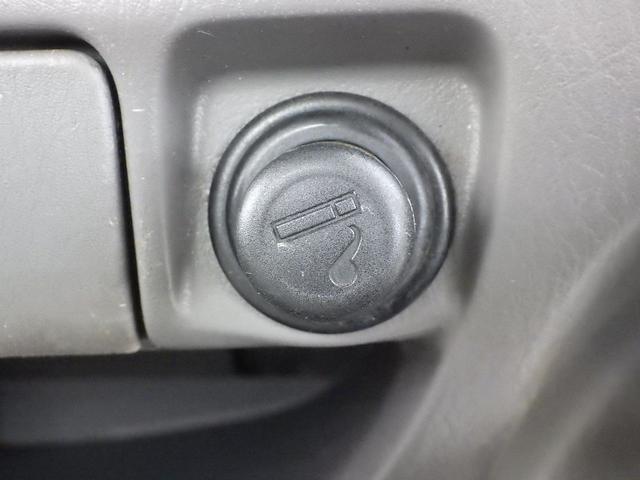 シガーライターもついているので電源として利用も可能で便利です！