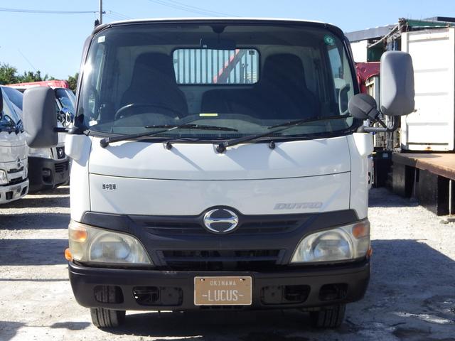 日野デュトロ　ダンプ　積載２ｔ　内地中古　５速ＭＴ　ＰＳ　ＰＷ　ＡＣ　コボレーン