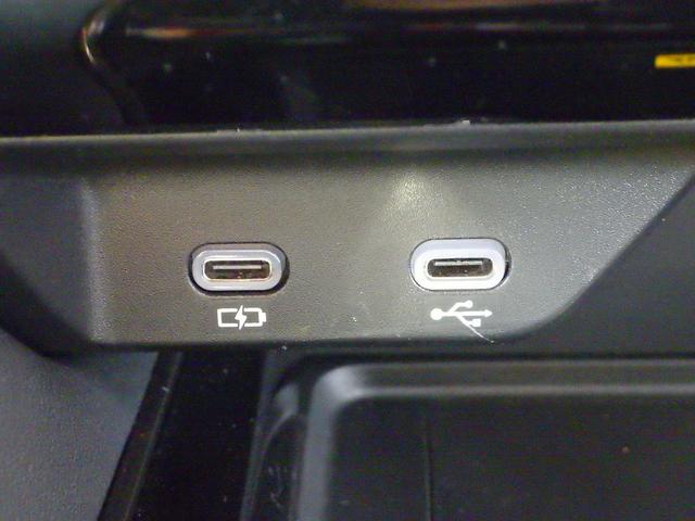 アルファード Z 両側パワースライドドア スマートキー プッシュスタート 電動リヤゲート バックカメラ カラーヘッドアップディスプレイ デジタルインナーミラー 左右独立ムーンルーフ アドバンストドライブ付き(33枚目)