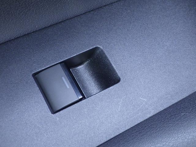 アルファード Z 両側パワースライドドア スマートキー プッシュスタート 電動リヤゲート バックカメラ カラーヘッドアップディスプレイ デジタルインナーミラー 左右独立ムーンルーフ アドバンストドライブ付き(37枚目)