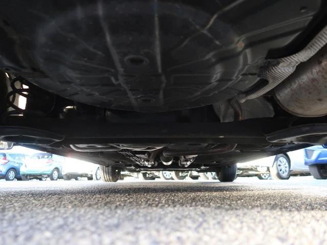 X エマージェンシーブレーキパッケージ 純正SDナビ フルセグTV 衝突被害軽減装置 車線逸脱警報装置 ETC スマートキー プッシュスタート アイドリングストップ機能付 バッグカメラ オートエアコン ドアバイザー 盗難防止システム(19枚目)