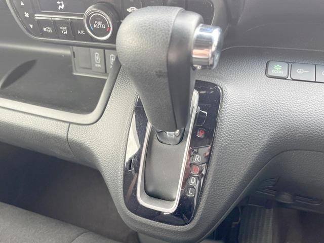 G・Lホンダセンシング SDナビ 衝突軽減装置 レーダークルーズコントロール LEDヘッドライト 電動スライドドア フルセグ視聴 Bluetooth接続 バックカメラ ドラレコ ETC(23枚目)