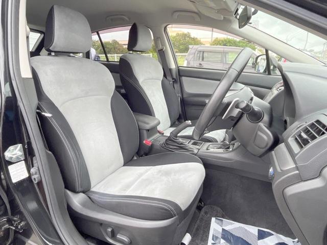 2.0i-L アイサイト 4WD 社外SDナビ レーダークルーズコントロール 衝突軽減装置 車線逸脱警報 純正17インチアルミホイール バックカメラ パドルシフト フルセグ視聴 ETC スマートキー(9枚目)