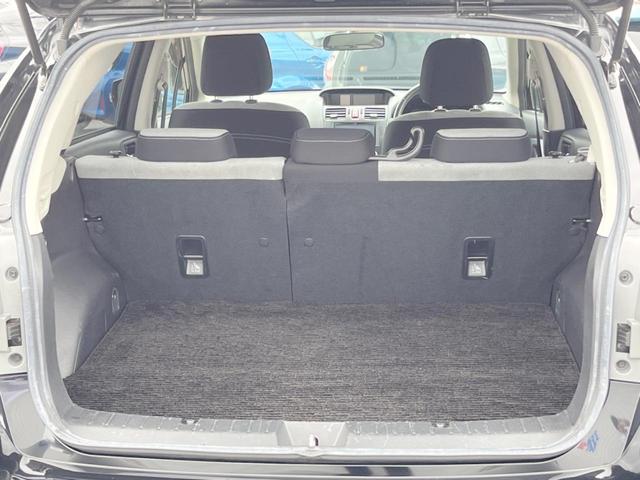 2.0i-L アイサイト 4WD 社外SDナビ レーダークルーズコントロール 衝突軽減装置 車線逸脱警報 純正17インチアルミホイール バックカメラ パドルシフト フルセグ視聴 ETC スマートキー(11枚目)