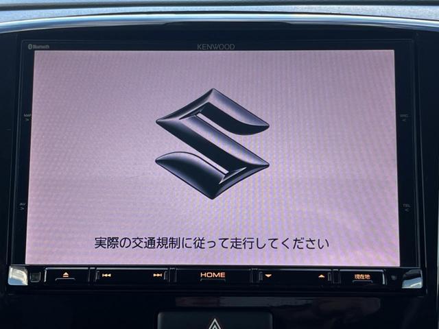 【純正ナビ】人気の純正ナビを装備しております。ナビの使いやすさはもちろん、オーディオ機能も充実！キャンプや旅行はもちろん、通勤や買い物など普段のドライブも楽しくなるはず♪