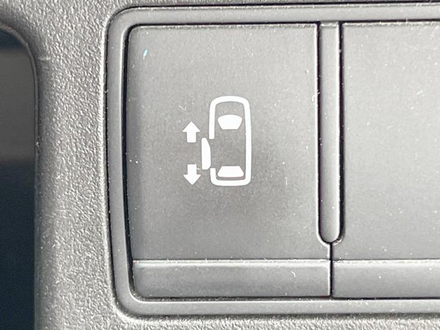 【パワースライドドア】スマートキーや運転席のスイッチでスライドドアの開閉が可能♪電動だから力を入れてドアを開ける必要が無く、小さいお子様でも、重い荷物を持っている時もラクに開け閉めできます♪