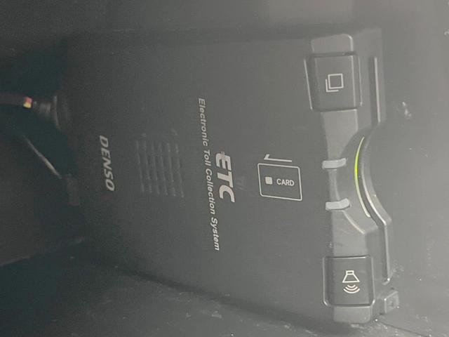 【ＥＴＣ】高速道路の料金所をストレスなく通過！話題のスポットやサービスエリアに多い「スマートＩＣ」利用時は必須のアイテムです。当店でセットアップを実施、ご納車当日からすぐにご利用いただけます！