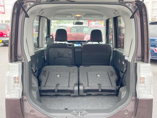 普段のお買い物や通勤、送迎等に十分な荷室スペースを確保しております。セカンドシートを倒すと、大きな荷物の積載も可能です♪