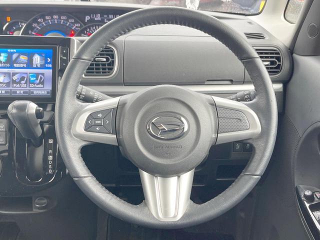 【純正革巻きステアリング】上質な革を使用することで、手にしっかり馴染みとても運転しやすいハンドルです♪