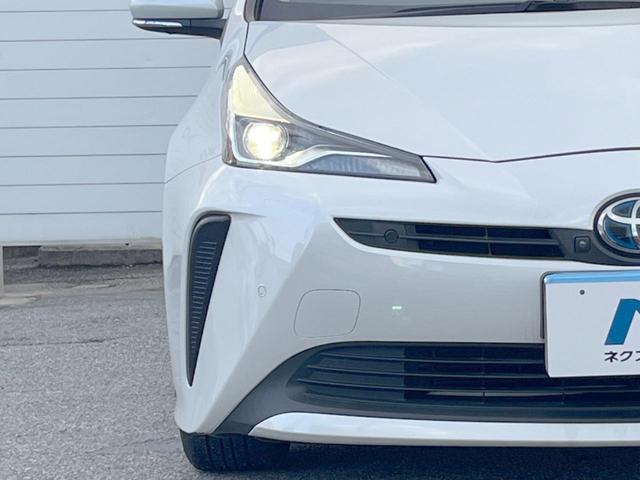 【ＬＥＤヘッドライト】悪天候や夜間走行時も良好な視界を確保し安心して運転できる高輝度ＬＥＤヘッドライトを装備！点灯速度が早く、消費電力も抑えられています。