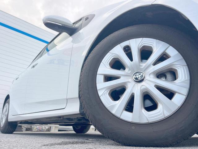 【純正アルミホイール】外観にマッチした純正アルミホイールを装着しております。各種社外アルミホイールや、スタッドレスタイヤも取扱いしております。是非ご相談ください♪