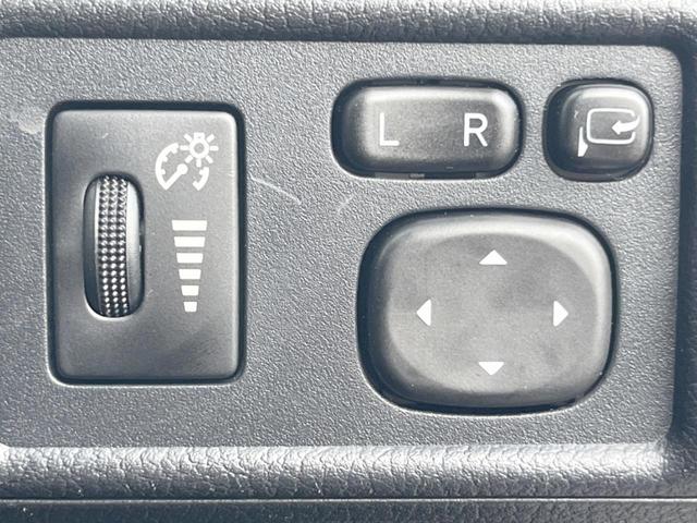 CT CT200h Fスポーツ 1年保証 バックカメラ 衝突被害軽減システム レーダークルーズ コーナーセンサー LEDヘッド ETC2.0 純正17インチアルミ オートハイビーム 車線逸脱警報 オートライト デュアルエアコン(57枚目)