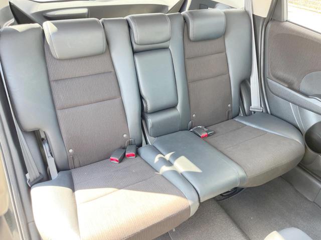 フィットハイブリッド スマートセレクション　ファインスタイル　１年保証　フルエアロ　バックカメラ　ハーフレザーシート　ドラレコ　スマートキー　ＨＩＤ　ＥＴＣ　クルコン　オートライト　オートエアコン　Ｂｌｕｅｔｏｏｔｈ　ＣＤ　ＤＶＤ　フルセグ（10枚目）