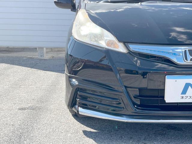 フィットハイブリッド スマートセレクション　ファインスタイル　１年保証　フルエアロ　バックカメラ　ハーフレザーシート　ドラレコ　スマートキー　ＨＩＤ　ＥＴＣ　クルコン　オートライト　オートエアコン　Ｂｌｕｅｔｏｏｔｈ　ＣＤ　ＤＶＤ　フルセグ（13枚目）