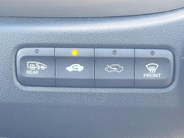 フィットハイブリッド スマートセレクション　ファインスタイル　１年保証　フルエアロ　バックカメラ　ハーフレザーシート　ドラレコ　スマートキー　ＨＩＤ　ＥＴＣ　クルコン　オートライト　オートエアコン　Ｂｌｕｅｔｏｏｔｈ　ＣＤ　ＤＶＤ　フルセグ（41枚目）