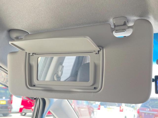 フィットハイブリッド スマートセレクション　ファインスタイル　１年保証　フルエアロ　バックカメラ　ハーフレザーシート　ドラレコ　スマートキー　ＨＩＤ　ＥＴＣ　クルコン　オートライト　オートエアコン　Ｂｌｕｅｔｏｏｔｈ　ＣＤ　ＤＶＤ　フルセグ（59枚目）