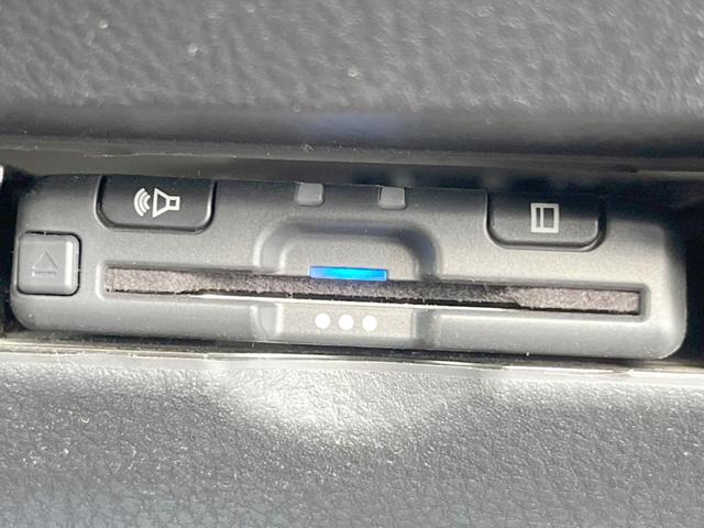 【ＥＴＣ】高速道路の料金所をストレスなく通過！話題のスポットやサービスエリアに多い「スマートＩＣ」利用時は必須のアイテムです。当店でセットアップを実施、ご納車当日からすぐにご利用いただけます！