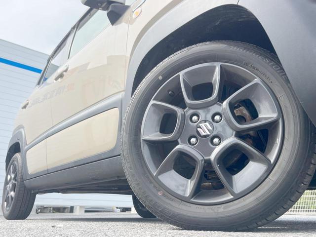 【純正アルミホイール】外観にマッチしたアルミホイールを装着しております。各種アルミホイールや、スタッドレスタイヤも取扱いしております。是非ご相談ください♪