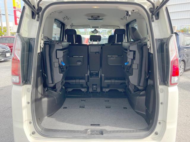 普段のお買い物や通勤、送迎等に十分な荷室スペースを確保しております。セカンドシートを倒すと、大きな荷物の積載も可能です♪