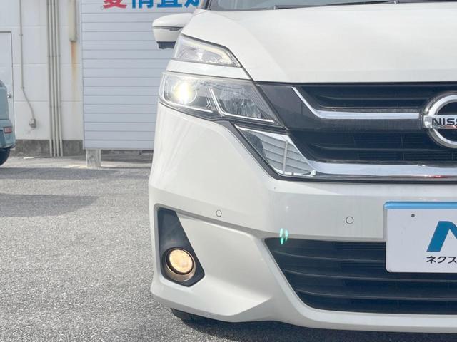 【ＬＥＤヘッドライト】悪天候や夜間走行時も良好な視界を確保し安心して運転できる高輝度ＬＥＤヘッドライトを装備！点灯速度が早く、消費電力も抑えられています。