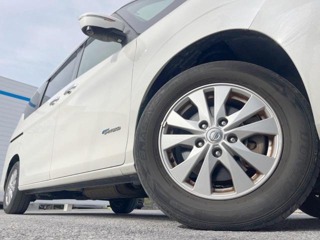 【純正アルミホイール】外観にマッチした純正アルミホイールを装着しております。各種社外アルミホイールや、スタッドレスタイヤも取扱いしております。是非ご相談ください♪