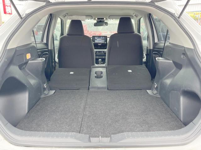 ヤリスクロス Ｇ　１年保証　純正ディスプレイオーディオ　全周囲カメラ　衝突被害軽減システム　レーダークルーズ　コーナーセンサー　スマートキー　ＬＥＤヘッド　ビルトインＥＴＣ　純正１５インチアルミ　オートハイビーム（11枚目）