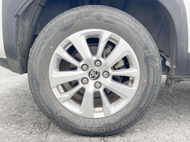 ヤリスクロス Ｇ　１年保証　純正ディスプレイオーディオ　全周囲カメラ　衝突被害軽減システム　レーダークルーズ　コーナーセンサー　スマートキー　ＬＥＤヘッド　ビルトインＥＴＣ　純正１５インチアルミ　オートハイビーム（28枚目）