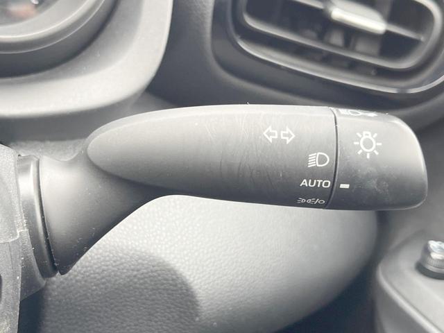 ヤリスクロス Ｇ　１年保証　純正ディスプレイオーディオ　全周囲カメラ　衝突被害軽減システム　レーダークルーズ　コーナーセンサー　スマートキー　ＬＥＤヘッド　ビルトインＥＴＣ　純正１５インチアルミ　オートハイビーム（42枚目）