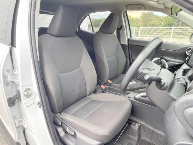 ヤリスクロス Ｇ　１年保証　純正ディスプレイオーディオ　全周囲カメラ　衝突被害軽減システム　レーダークルーズ　コーナーセンサー　スマートキー　ＬＥＤヘッド　ビルトインＥＴＣ　純正１６インチアルミ　オートハイビーム（9枚目）