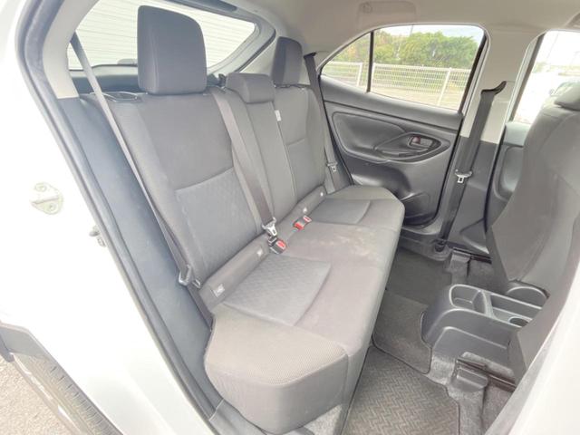 ヤリスクロス Ｇ　１年保証　純正ディスプレイオーディオ　全周囲カメラ　衝突被害軽減システム　レーダークルーズ　コーナーセンサー　スマートキー　ＬＥＤヘッド　ビルトインＥＴＣ　純正１６インチアルミ　オートハイビーム（10枚目）