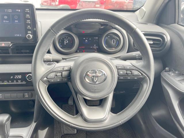 ヤリスクロス Ｇ　１年保証　純正ディスプレイオーディオ　全周囲カメラ　衝突被害軽減システム　レーダークルーズ　コーナーセンサー　スマートキー　ＬＥＤヘッド　ビルトインＥＴＣ　純正１６インチアルミ　オートハイビーム（12枚目）