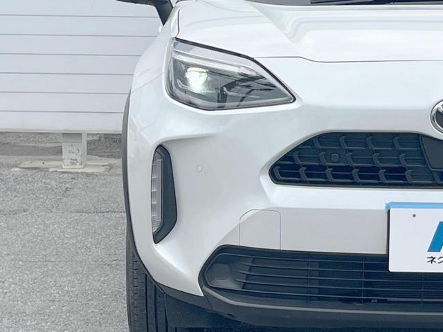 ヤリスクロス Ｇ　１年保証　純正ディスプレイオーディオ　全周囲カメラ　衝突被害軽減システム　レーダークルーズ　コーナーセンサー　スマートキー　ＬＥＤヘッド　ビルトインＥＴＣ　純正１６インチアルミ　オートハイビーム（13枚目）