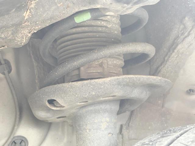 ヤリスクロス Ｇ　１年保証　純正ディスプレイオーディオ　全周囲カメラ　衝突被害軽減システム　レーダークルーズ　コーナーセンサー　スマートキー　ＬＥＤヘッド　ビルトインＥＴＣ　純正１６インチアルミ　オートハイビーム（21枚目）