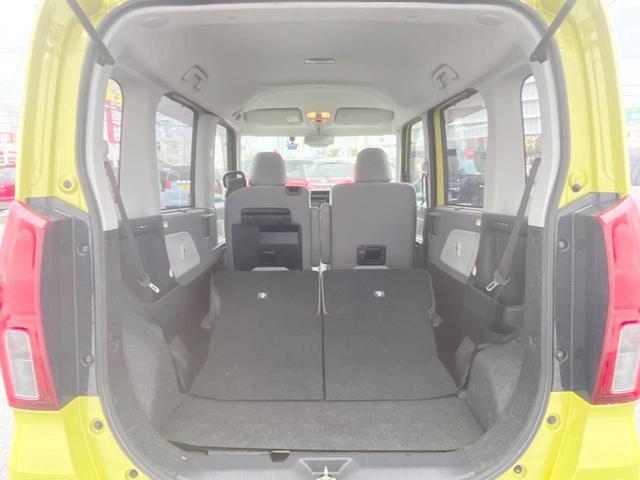 普段のお買い物や通勤、送迎等に十分な荷室スペースを確保しております。セカンドシートを倒すと、大きな荷物の積載も可能です♪