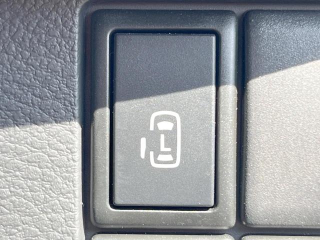 【パワースライドドア】スマートキーや運転席のスイッチでスライドドアの開閉が可能♪電動だから力を入れてドアを開ける必要が無く、小さいお子様でも、重い荷物を持っている時もラクに開け閉めできます♪