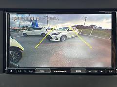 【バックカメラ】駐車時に後方がリアルタイム映像で確認できます。大型商業施設や立体駐車場での駐車時や、夜間のバック時に大活躍！運転スキルに関わらず、今や必須となった装備のひとつです！ 4