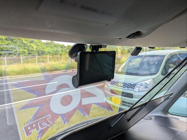 ドライブレコーダー前後カメラ新品付き