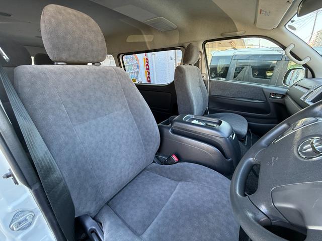 ハイエースワゴン ＧＬ　１０人乗り・左側パワースライドドア・電動格納ミラー・プッシュスタート・スマートキー・ワンセグＴＶ・Ｂｌｕｅｔｏｏｔｈ・ＤＶＤ・ＣＤ・リアクーラー・ＥＴＣ・ＬＥＤヘットライト・フォグランプ・バックカメラ（8枚目）