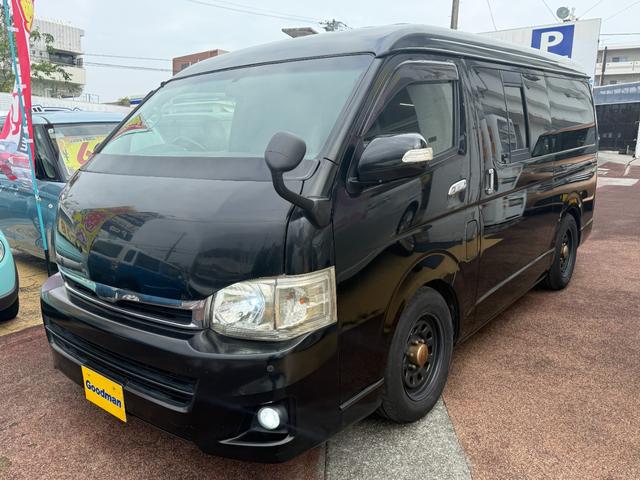 ハイエースバン ロングワイドスーパーＧＬ　・Ｂｌｕｅｔｏｏｔｈオーディオ・フルセグＴＶ・バックカメラ・ＥＴＣ・コーナーセンサー・社外ナビ・社外テールレンズ・社外アルミホイール・社外ボンネット・リアクーラー・両側スライドドア・社外ステアリング（5枚目）