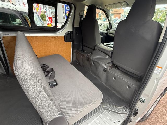 ハイエースバン ロングＤＸ　・パワーリフト装着車・Ｂｌｕｅｔｏｏｔｈオーディオ・ワンセグＴＶ・電動格納ミラー・ＥＴＣ・リアクーラー・トヨタ純正ナビ・前後ドライブレコーダー・６人乗り・（11枚目）