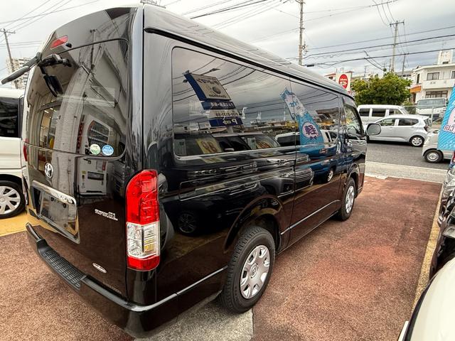 ハイエースバン ロングワイドスーパーGL ・Bluetoothオーディオ・フルセグTV・バックカメラ・両側パワースライドドア・プッシュスタート・足元イルミネーションLED・SDナビ・デジタルエアコン・電動格納ミラー・ETC・リアクーラー(8枚目)