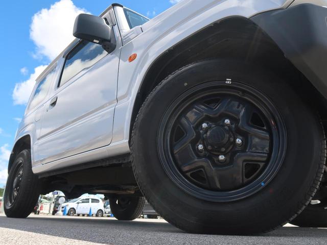 XG 4WD 禁煙車 SDナビ デフロック Bluetooth再生 フルセグTV ダウンヒルアシスト 盗難防止装置 ベンチシート 衝突安全ボディ パワーステアリング ドアバイザー(17枚目)