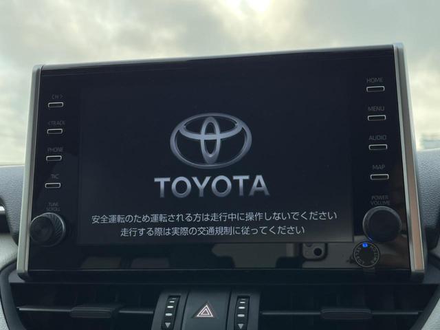 ＲＡＶ４ アドベンチャー　禁煙車　純正ディスプレイオーディオ　バックカメラ　トヨタセーフティセンス　レーダークルーズコントロール　ライトグレー合皮スポーティシート　クリアランスソナー　ＬＥＤヘッドライト　シートヒーター