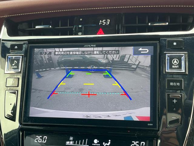 【バックカメラ】駐車時に後方がリアルタイム映像で確認できます。大型商業施設や立体駐車場での駐車時や、夜間のバック時に大活躍！運転スキルに関わらず、今や必須となった装備のひとつです！