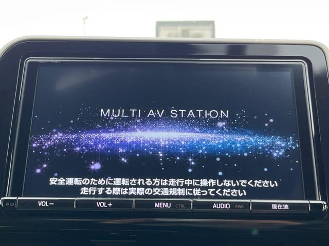 【純正９インチナビ】人気の純正ナビを装備しております。ナビの使いやすさはもちろん、オーディオ機能も充実！キャンプや旅行はもちろん、通勤や買い物など普段のドライブも楽しくなるはず♪