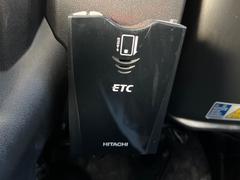 【ＥＴＣ】高速道路の料金所をストレスなく通過！話題のスポットやサービスエリアに多い「スマートIntercooler」利用時は必須のアイテムです。当店でセットアップを実施、ご納車当日からすぐにご利用いただけます！ 4